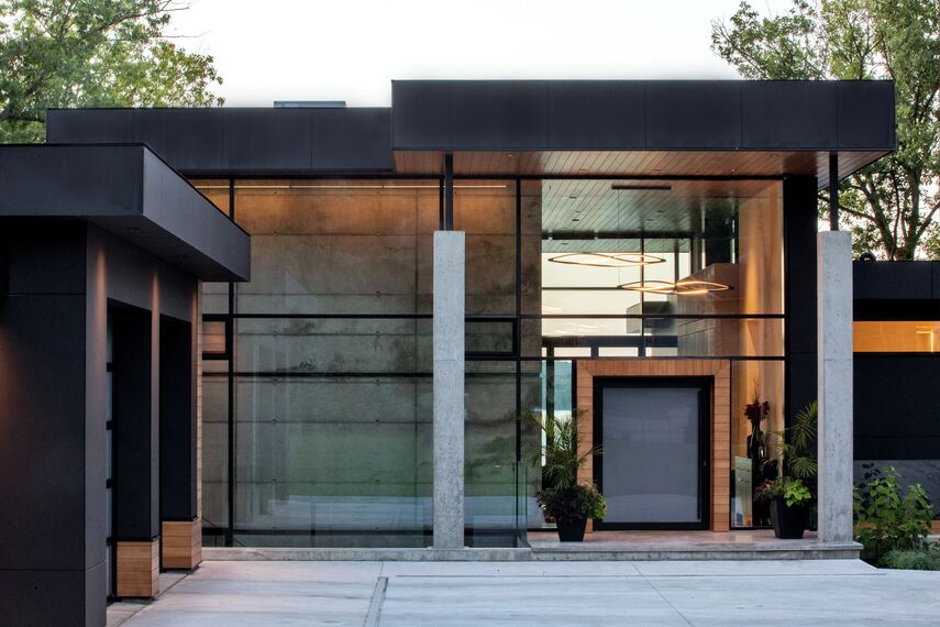 ConceptWall 50 Muros cortina, ConceptFolding 77 Puertas correderas y plegables, ConceptSystem 77 Ventanas y ConceptSystem 77 Puertas - House South Water Flats situado en Kempenfelt Bay, Canadá