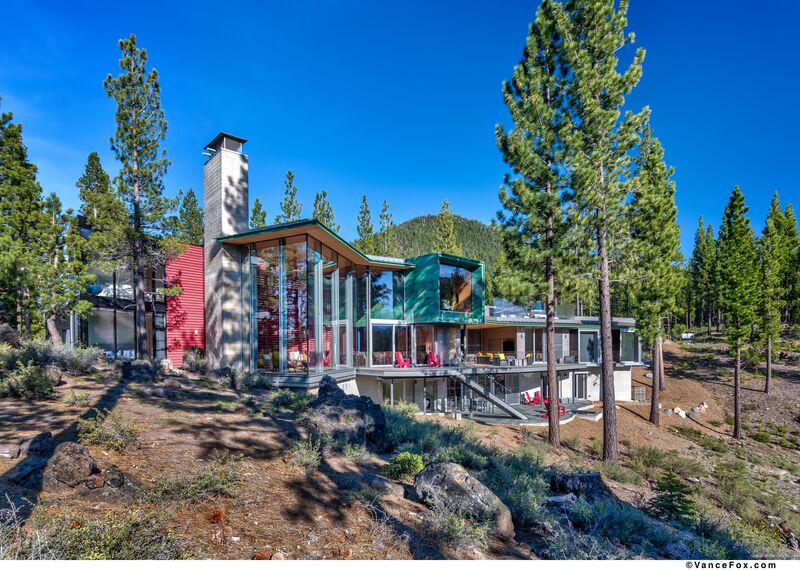SlimLine 38 Ventanas, SlimLine 38 Puertas, ConceptWall 50 Muros cortina y Mosquito Sistemas complementarios - Martis Camp situado en Truckee, CA, Estados Unidos de América