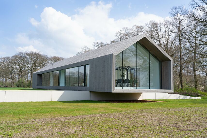 SlimLine 38 Puertas, ConceptPatio 130 Puertas correderas y plegables y ConceptSystem 77 Ventanas - Het Kleine Krikhaar situado en Geesteren, los Países Bajos
