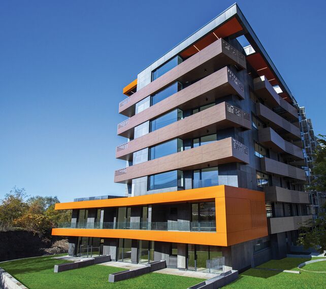 ConceptWall 50 Muros cortina, CS 77 Panel Door Puertas y ConceptSystem 77 Ventanas - Ruhouse situado en Sofia, Bulgarije