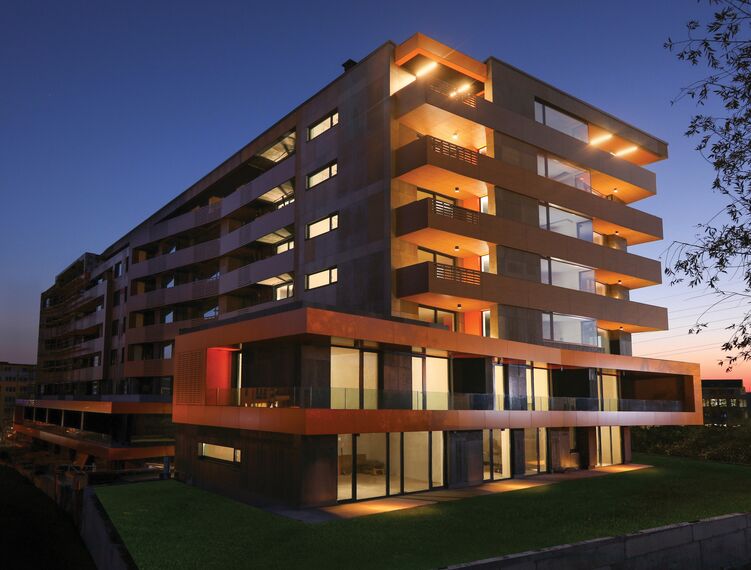 ConceptWall 50 Muros cortina, CS 77 Panel Door Puertas y ConceptSystem 77 Ventanas - Ruhouse situado en Sofia, Bulgarije