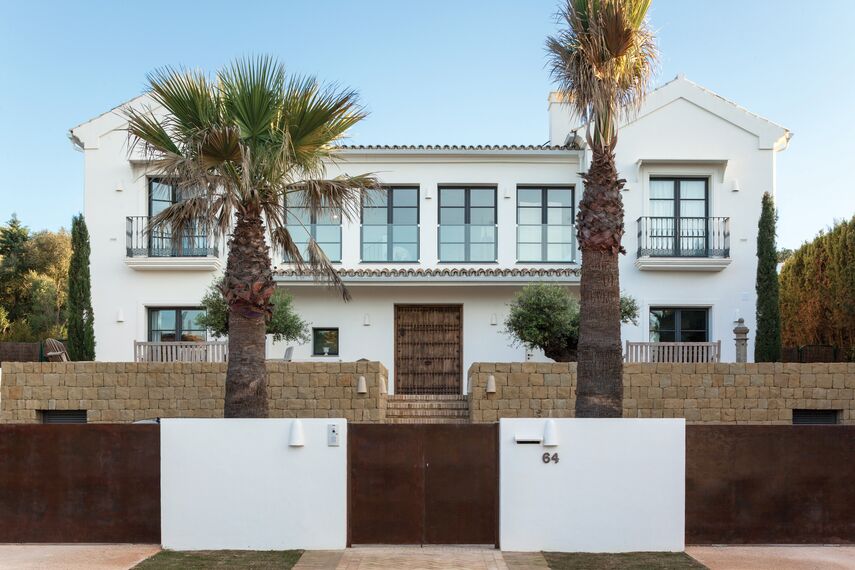 SlimLine 38 Ferro Ventanas - Villa Vivienda Particular San Roque situado enEspaña