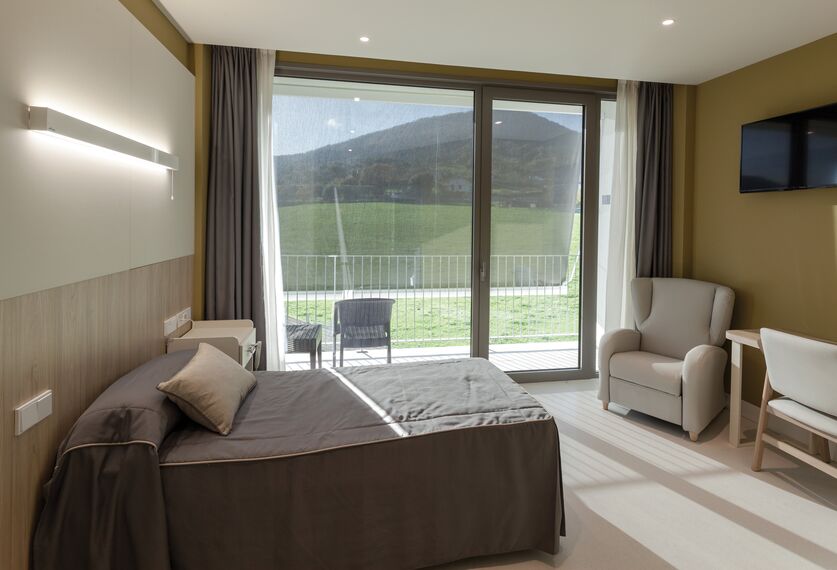 ConceptSystem 77 Puertas y CW 50-SC Muros cortina - Social housing Residencia Alday situado enEspaña