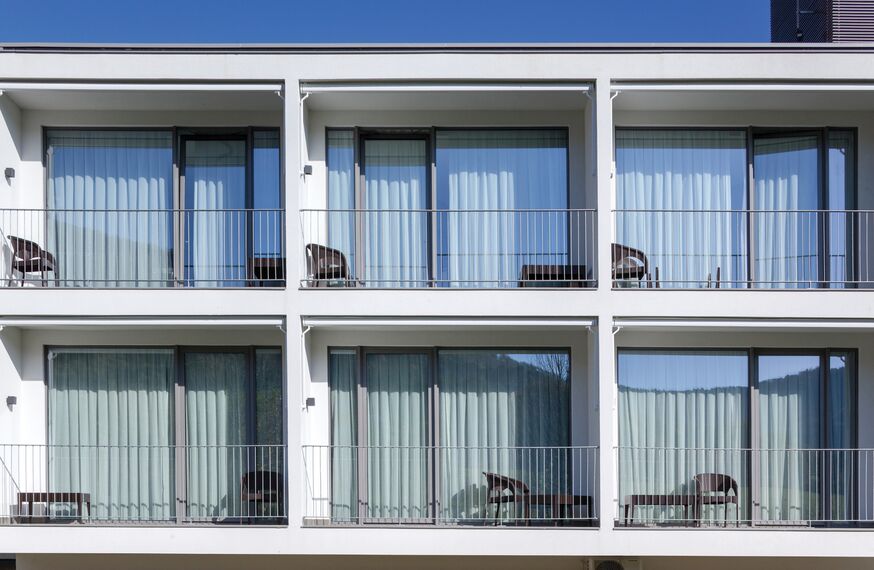 ConceptSystem 77 Puertas y CW 50-SC Muros cortina - Social housing Residencia Alday situado enEspaña