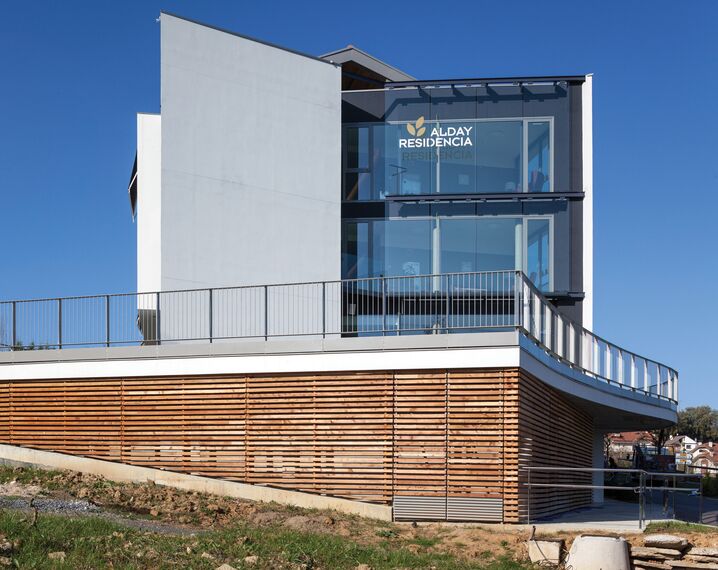 ConceptSystem 77 Puertas y CW 50-SC Muros cortina - Social housing Residencia Alday situado enEspaña