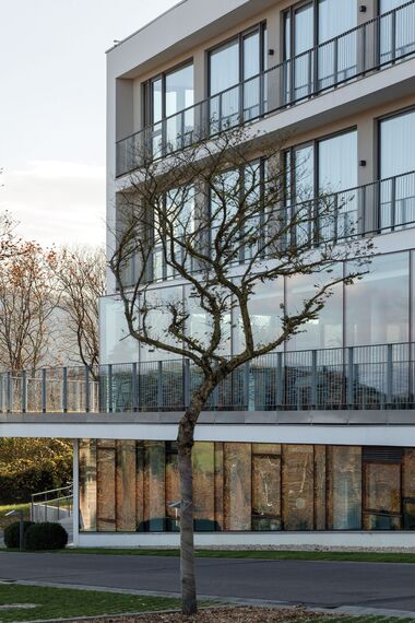 ConceptSystem 77 Puertas y CW 50-SC Muros cortina - Social housing Residencia Alday situado enEspaña