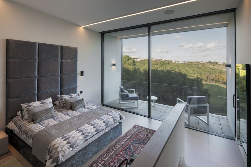 SlimLine 38 Puertas, HiFinity Puertas correderas y plegables y ConceptFolding 77 Puertas correderas y plegables - Vivienda Particular Pattan - House 3 situado enEspaña