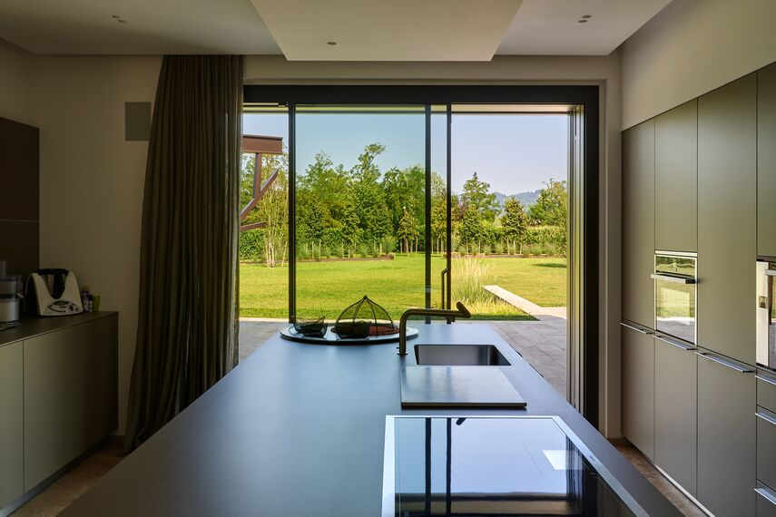 HiFinity Puertas correderas y plegables - House Villa Hi-Finity Bergamo situado en Bergamo, Italia