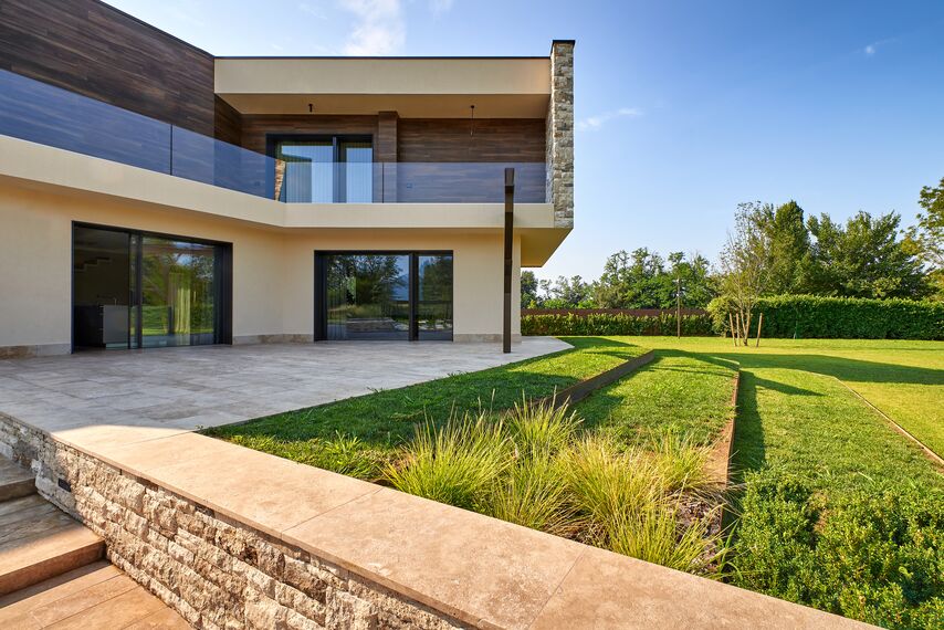 HiFinity Puertas correderas y plegables - House Villa Hi-Finity Bergamo situado en Bergamo, Italia