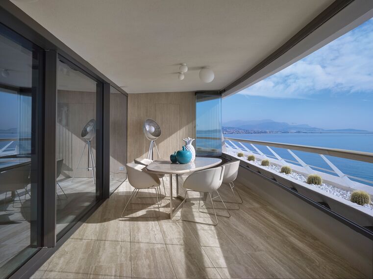 HiFinity Puertas correderas y plegables - Apartmento Nice situado en Nice, Francia