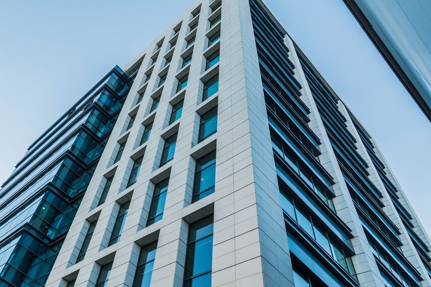 CS 86-HI (c) Sistemas cancelados y CW 50-HL Muros cortina - Business center Afi Business Park situado en Bucharest, Rumania