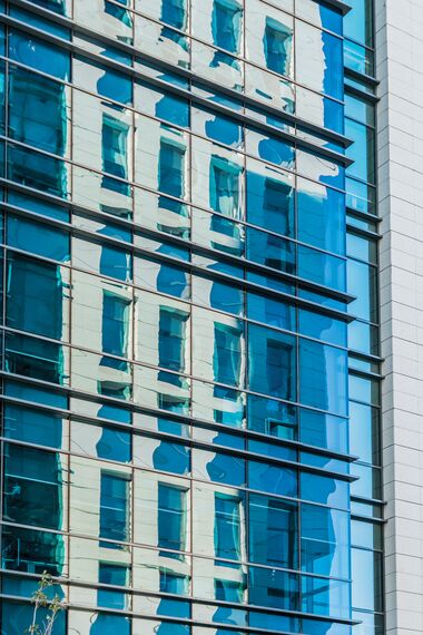 CS 86-HI (c) Sistemas cancelados y CW 50-HL Muros cortina - Business center Afi Business Park situado en Bucharest, Rumania