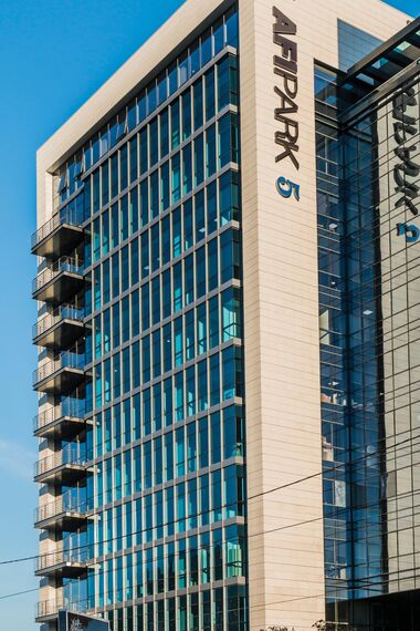 CS 86-HI (c) Sistemas cancelados y CW 50-HL Muros cortina - Business center Afi Business Park situado en Bucharest, Rumania