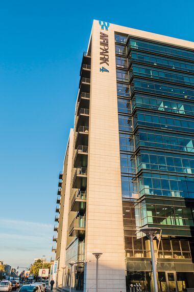 CS 86-HI (c) Sistemas cancelados y CW 50-HL Muros cortina - Business center Afi Business Park situado en Bucharest, Rumania