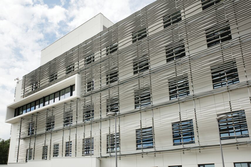 ConceptSystem 77 Ventanas, CS 77 Fire Proof Ventanas y BriseSoleil 100 Protección solar - AZ Sint Maarten situado en Mechelen, Bélgica