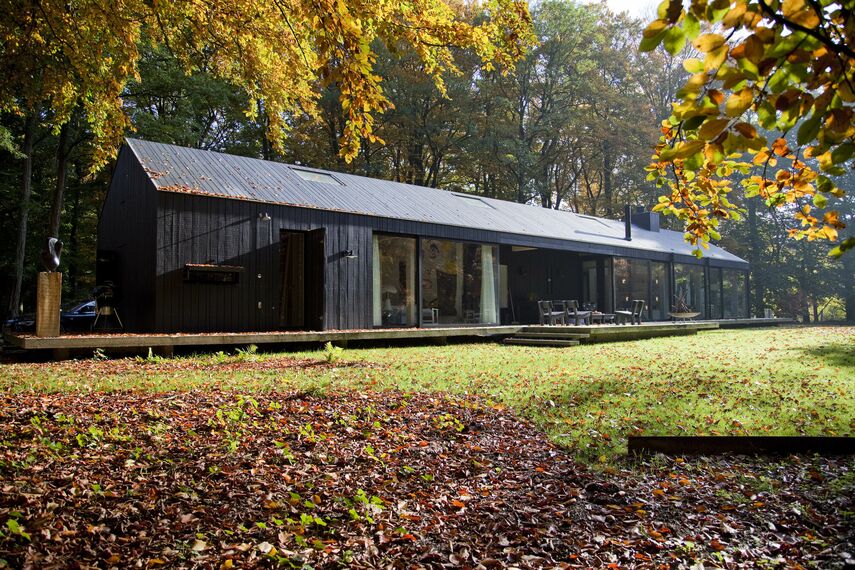 ConceptPatio 130 Puertas correderas y plegables, ConceptSystem 77 Ventanas y ConceptWall 50 Muros cortina - House Brouwhuis situado en Oisterwijk, los Países Bajos