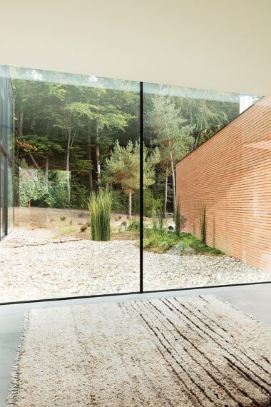 ConceptSystem 77 Ventanas - House Private House Ukkel situado enBélgica