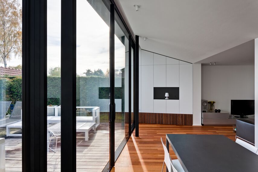 HiFinity Puertas correderas y plegables - House Private House Hi-Finity Lochristi situado enBélgica