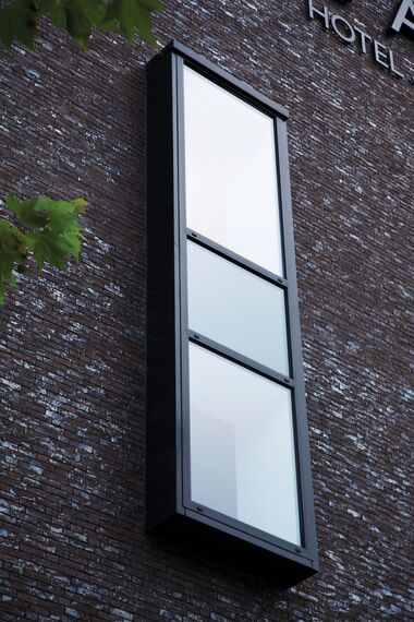 ConceptWall 50 Muros cortina, ConceptSystem 68 Ventanas, ConceptSystem 68 Puertas y CS 38-SL Sistemas cancelados - Hotel/Holiday complex Hotel Carbon situado enBélgica