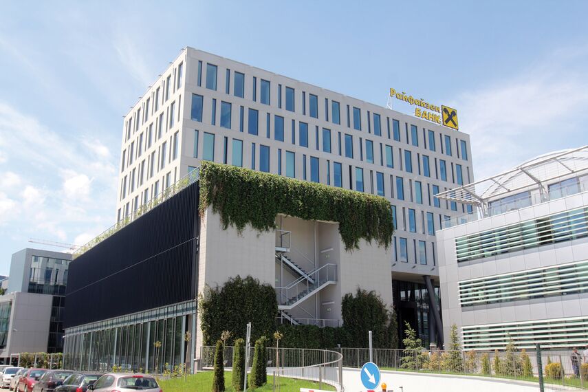 ConceptWall 50 Muros cortina, CW 60-SC Muros cortina y CS 77 Hidden Vent Ventanas - Office building Expo2000 situado en Sofia, Bulgarije