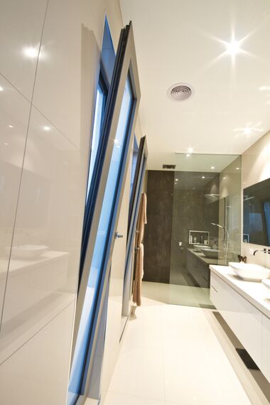 EcoSystem 50 Puertas, EcoSystem 50 Ventanas, ConceptFolding 77 Puertas correderas y plegables y ConceptPatio 130 Puertas correderas y plegables - House Nobile Private Residence situado enAustralia