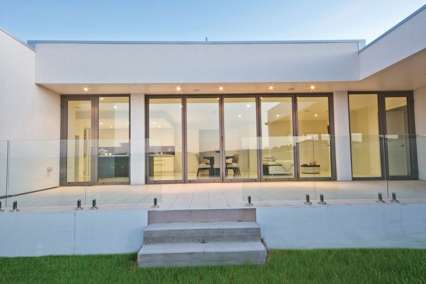 EcoSystem 50 Puertas, EcoSystem 50 Ventanas, ConceptFolding 77 Puertas correderas y plegables y ConceptPatio 130 Puertas correderas y plegables - House Nobile Private Residence situado enAustralia