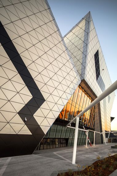 CW 50-SC Muros cortina - Perth Arena situado en Perth, Australia