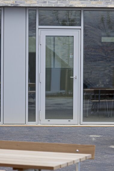 BriseSoleil 100 Protección solar, CS 104 (c) Sistemas cancelados y CW 50-HI Muros cortina - Office building Det Faglige Hus situado enDinamarca