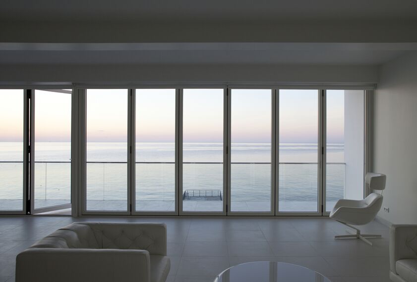 ConceptFolding 77 Puertas correderas y plegables y ConceptSystem 77 Ventanas - Yacht House situado enUcrania