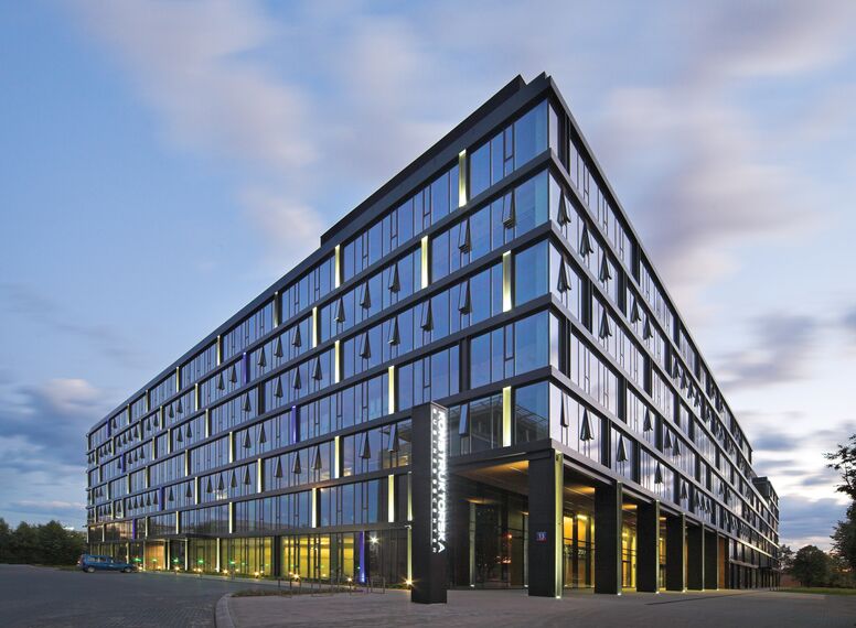 CW 50-HI Muros cortina - Konstruktorska Business Centre situado en Warsaw, Polonia