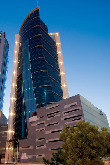 ConceptWall 50 Muros cortina - Office building Platinum Tower situado en Seef Area, Bahrein