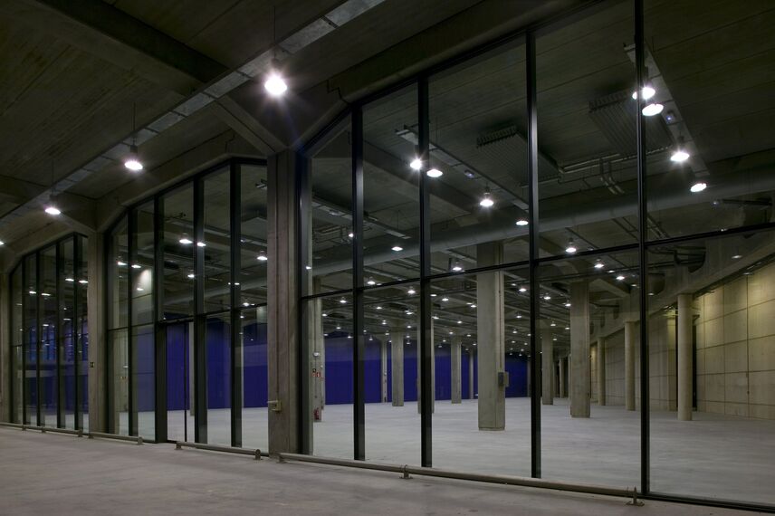 ConceptWall 50 Muros cortina - Bodegas Protos situado en Valladolid, España