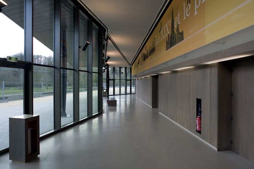 ConceptWall 50 Muros cortina y CW 50-FV Muros cortina - Historial De La Vendée Museum situado en Les Lucs-sur-Boulogne, Francia