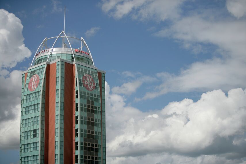 ConceptWall 60 Muros cortina - Hotel/Holiday complex Orbital Plaza/Ramada Hotel situado en Cannock, Reino Unido