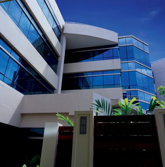 ConceptWall 50 Muros cortina - Samitivej Sukhumvit Hospital situado en Bangkok, Tailandia