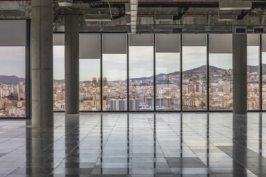 ConceptWall 50 Muros cortina y CW 50-SC Muros cortina - Torre Puig II situado en Barcelona, España