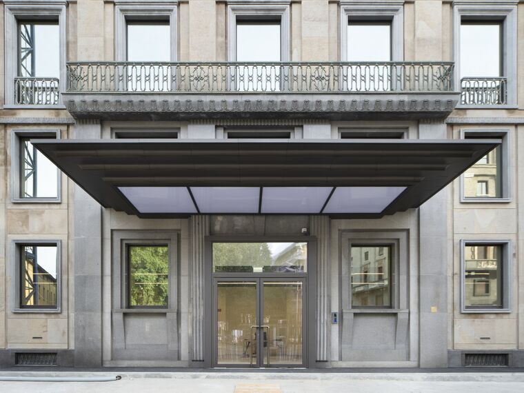 MasterLine 8-HI Puertas, SlimLine 38 HI Ventanas, CS 77 Fire Proof Puertas, CW 50-HI Muros cortina y CW 50-ALU ON STEEL Muros cortina - Spiga26 situado en Milan, Italia