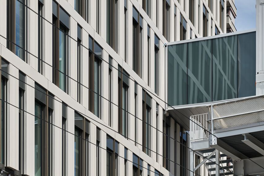 MasterLine 10 Ventanas - Hospital Universitario de Berna, Inselspital situado en Bern, Suiza