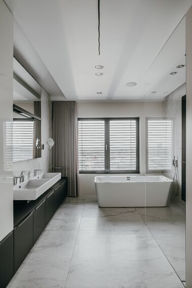 SlimLine 38 Ventanas y HiFinity Puertas correderas y plegables - Apartmento Silesia situado en Silesia, Polonia