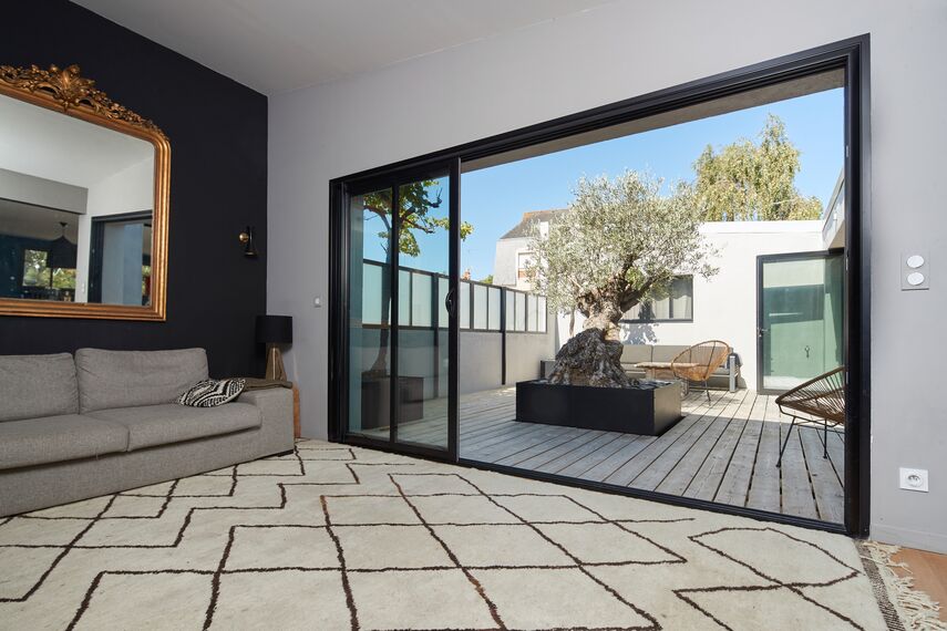 ConceptPatio 68 Puertas correderas y plegables, ConceptFolding 77 Puertas correderas y plegables y TS 68 Ventanas - House Vivienda Particular - Le Pouliguen situado en Le Pouliguen, Francia