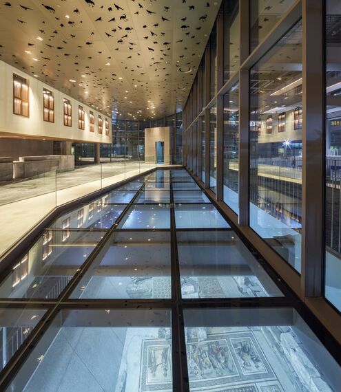 ConceptWall 50 Muros cortina y ConceptSystem 68 Puertas - Antakya Hilton Museum Hotel situado en Hatay, Turquía
