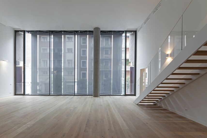HiFinity Puertas correderas y plegables y CS 77 Hidden Vent Ventanas - Lagasca 99 situado en Madrid, España
