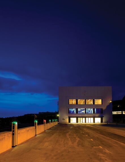 ConceptWall 50 Muros cortina - Office building Polestar situado en Gothenburg, Suecia