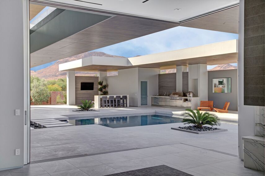 ConceptSystem 77 Puertas y ConceptSystem 77 Ventanas - Painted Feather situado en Las Vegas, Estados Unidos de América