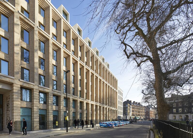 Complejo de apartamentos Cartwright Gardens situado en London, Reino Unido