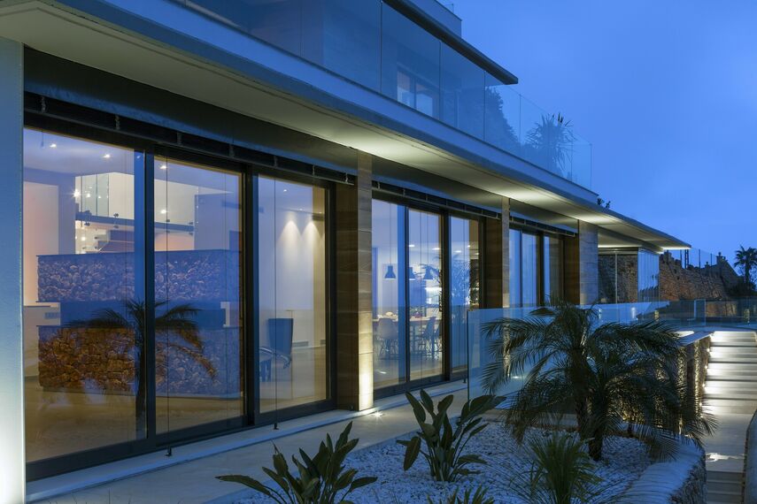 ConceptSystem 77 Ventanas - House Vivienda Particular situado en Alicante, España