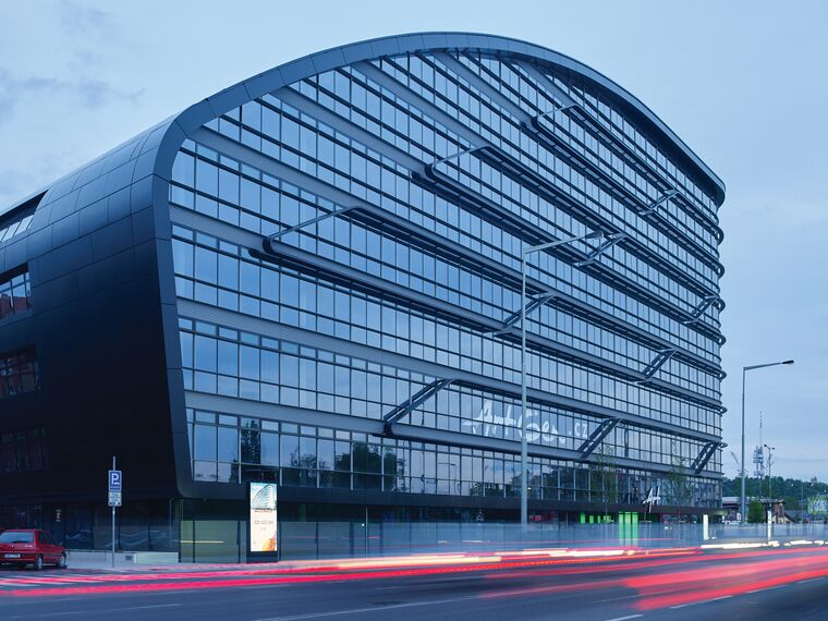 ConceptWall 50 Muros cortina - Office building ArtGen situado en Prague, República Checa