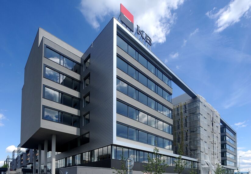 CS 86-HI (c) Sistemas cancelados y ConceptWall 50 Muros cortina - Západní mêsto (city west) Office Building situado en Prague, República Checa