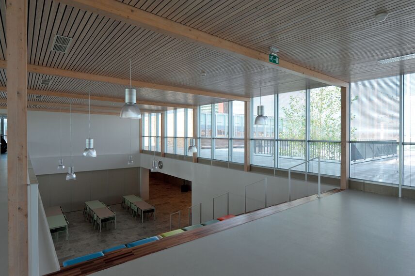 ConceptWall 50 Muros cortina - School International School Almere situado en Almere, los Países Bajos