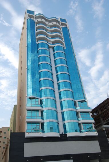 ConceptWall 50 Muros cortina - Office building Classic Tower situado en Juffair, Bahrein